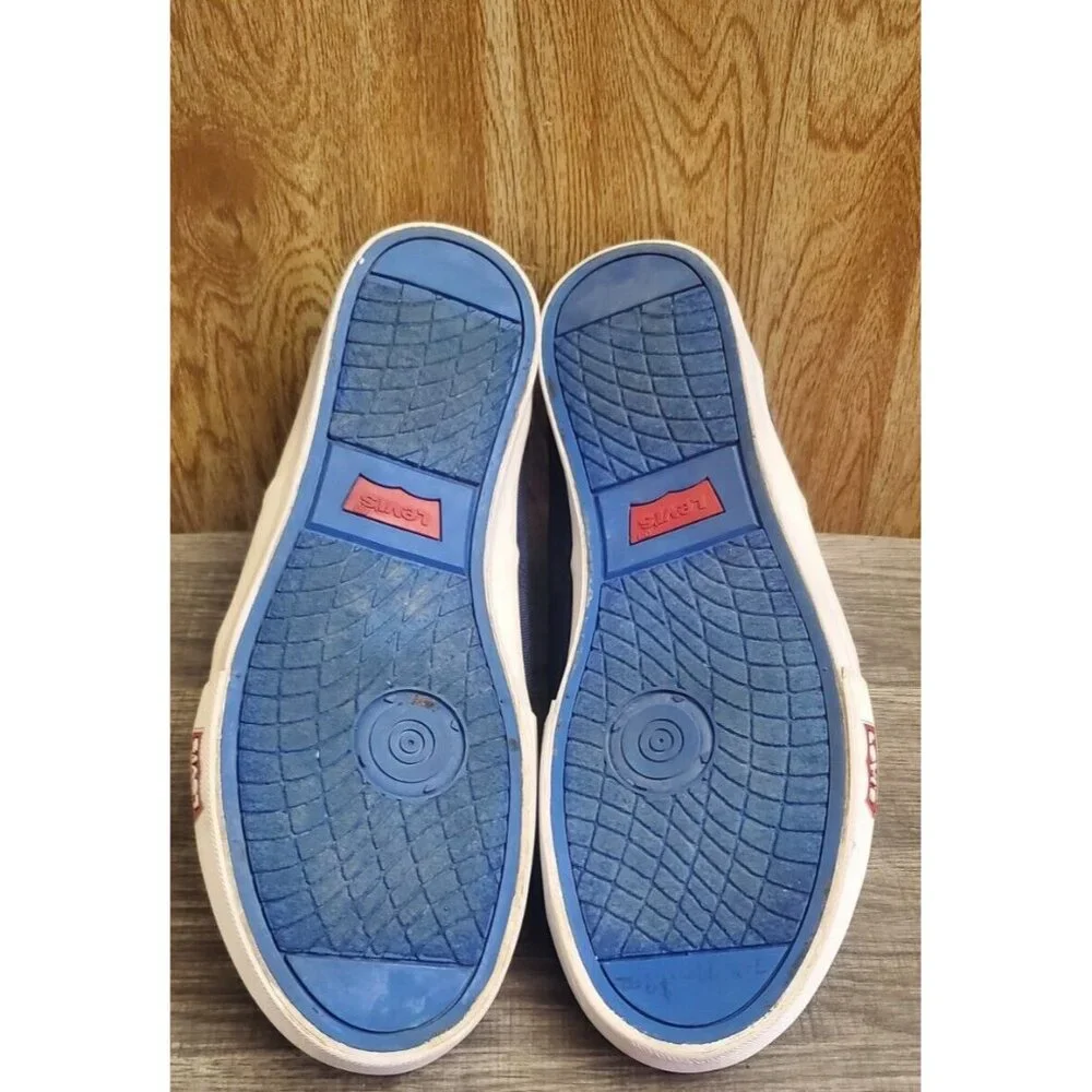 Levis levi canvas